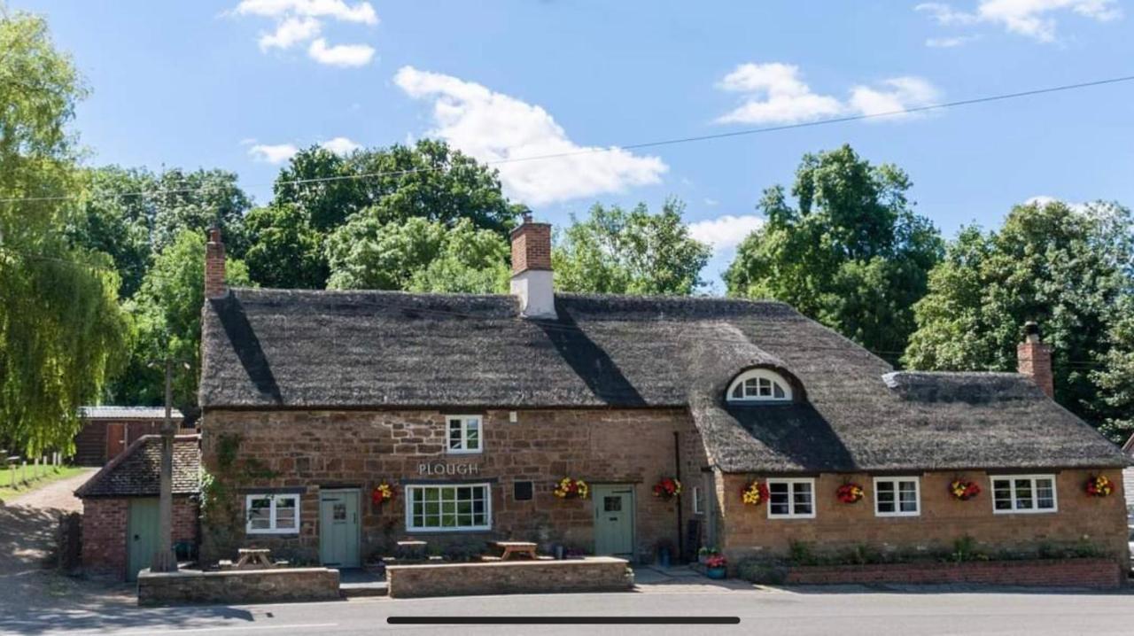The Plough Inn Boddington 대번트리 외부 사진
